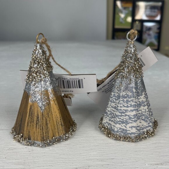Set Of 7 Holiday Style Christmas Ornaments - Picture 8 of 11